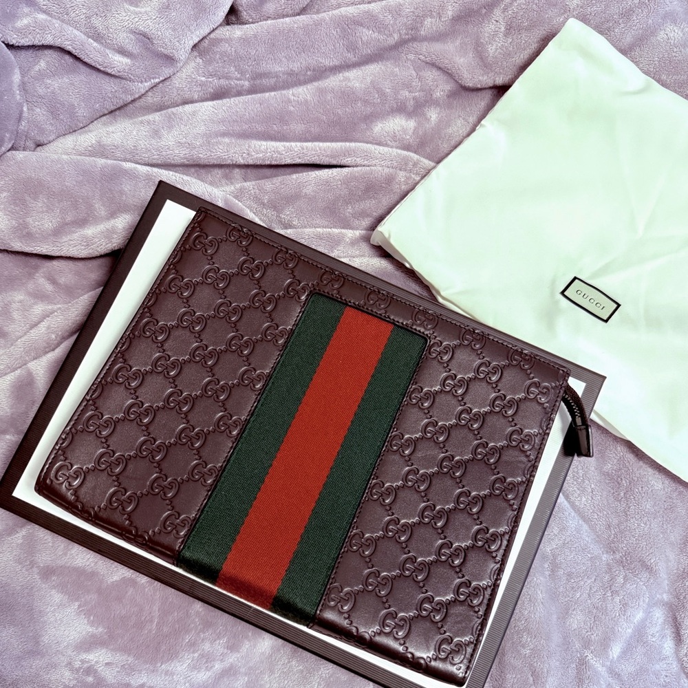 GUCCI - GG POUCH EMBOSSED LEATHER - DARK BROWN WITH RED & GREEN STRIPES